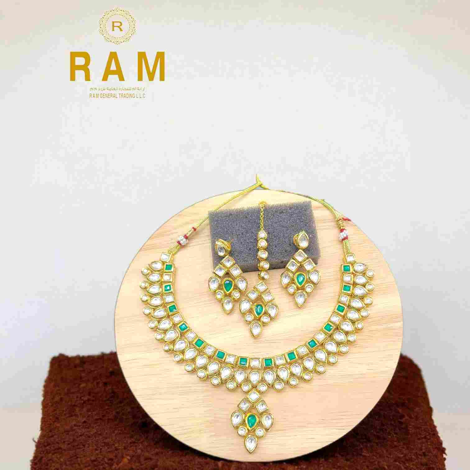 KUDAN SHORT NECKLESS