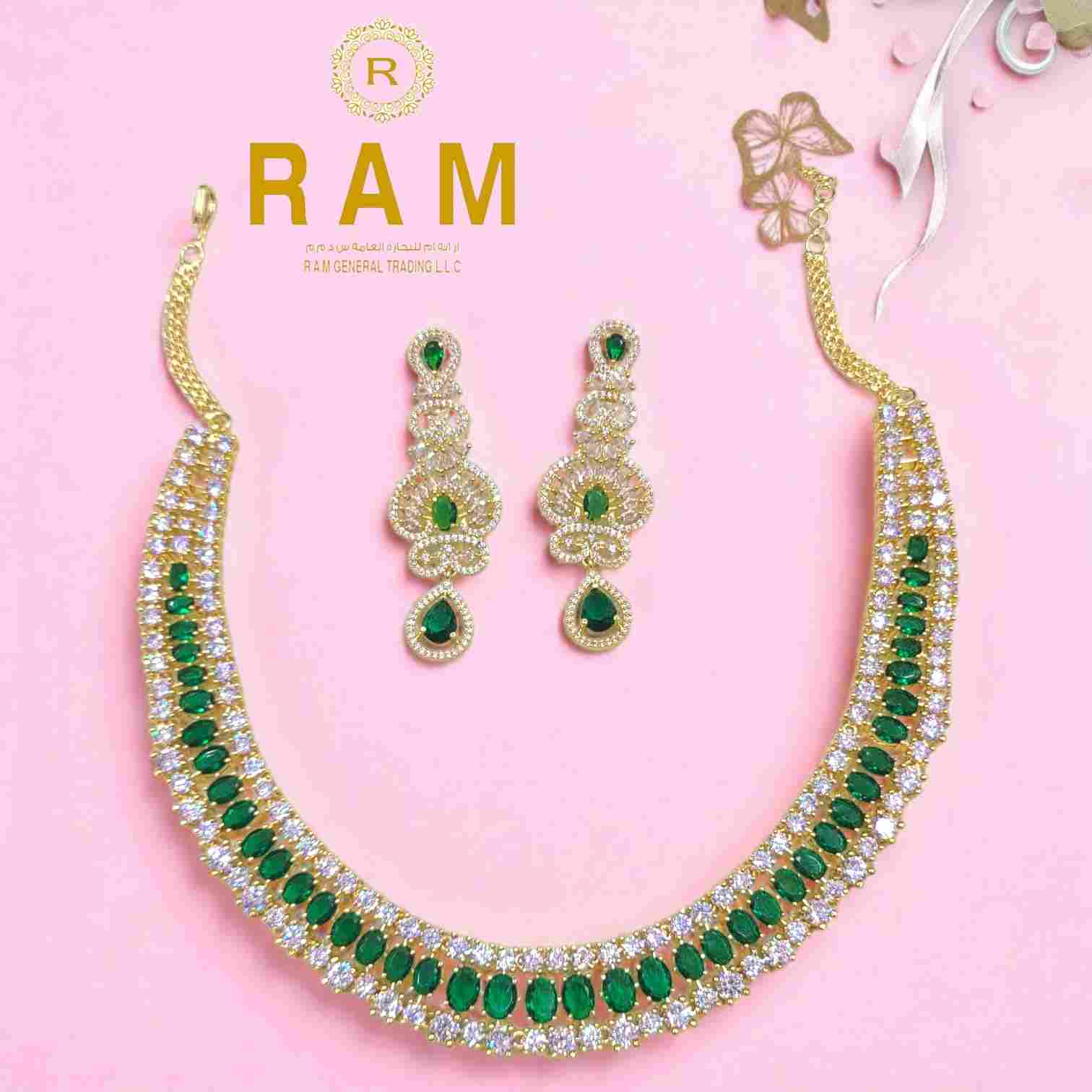 AD NECKLESS