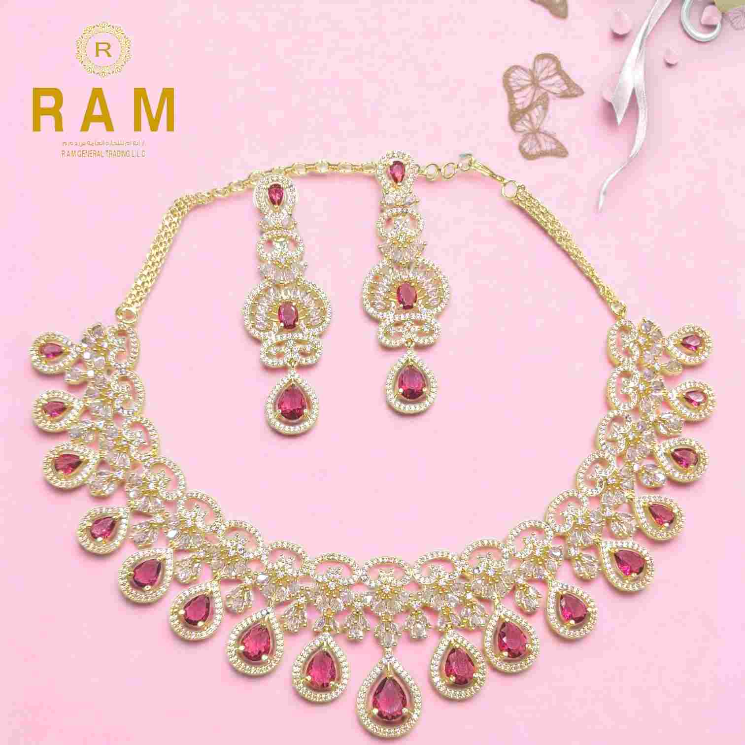 AD NECKLESS