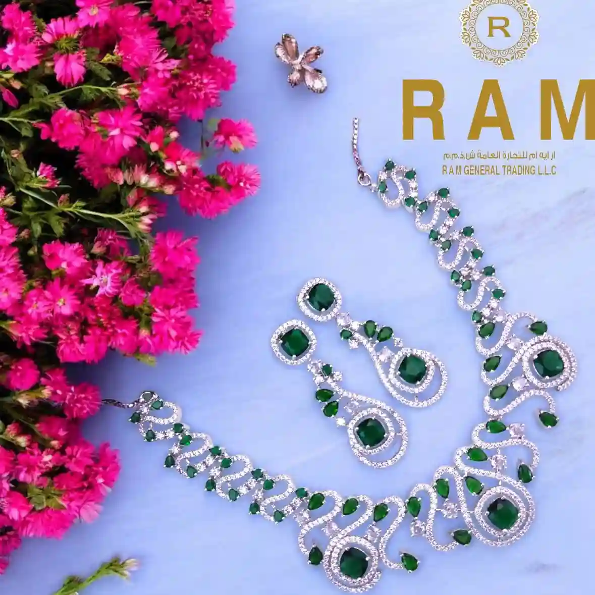 American diamond necless