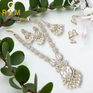 KUDAN  NECKLESS